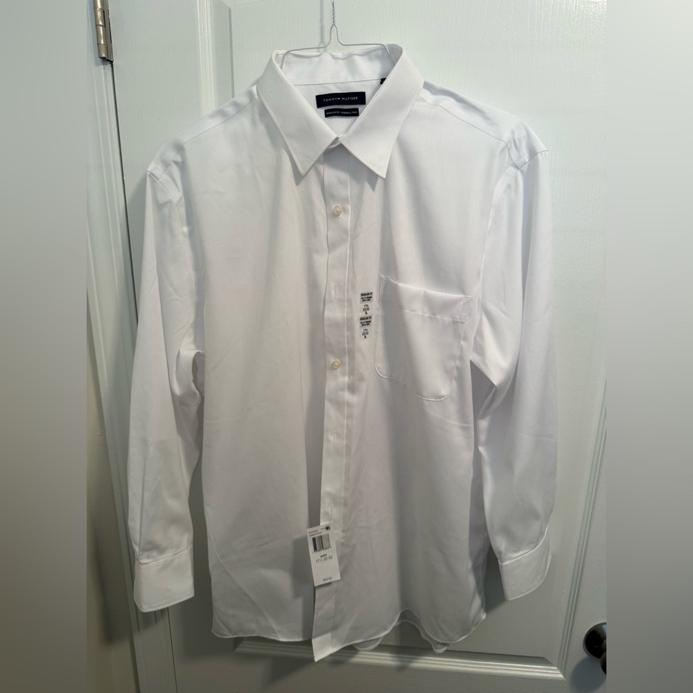 Tommy Hilfiger Men's Classic Regular Fit White Dress Shirt - XL 17.5 32/33 NWT